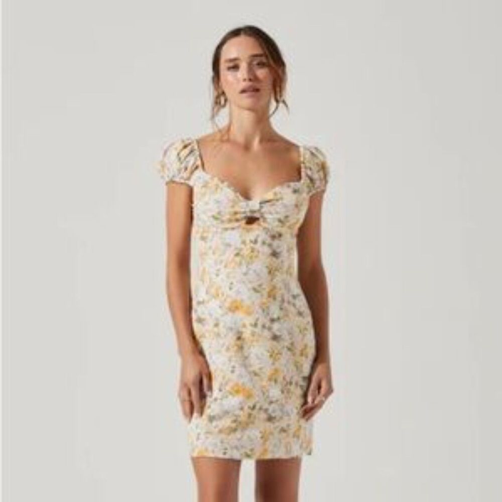 ASTR the Label Yellow Multi Floral Puff Sleeve Mini Dress | Size S